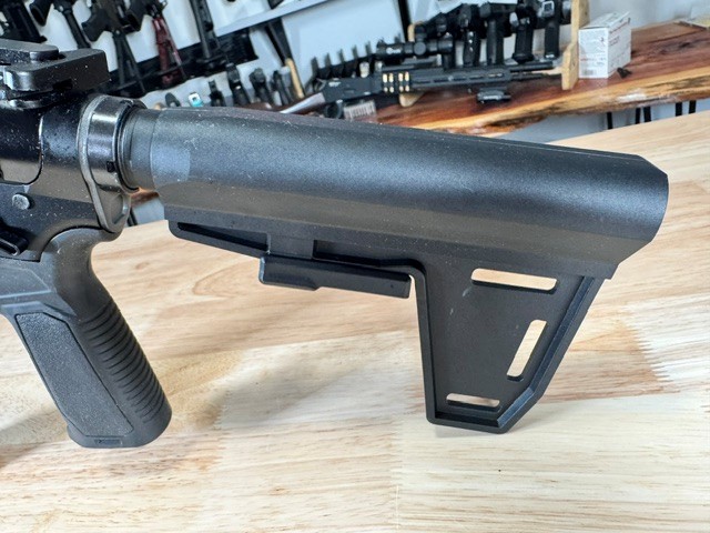 Adjustable brace